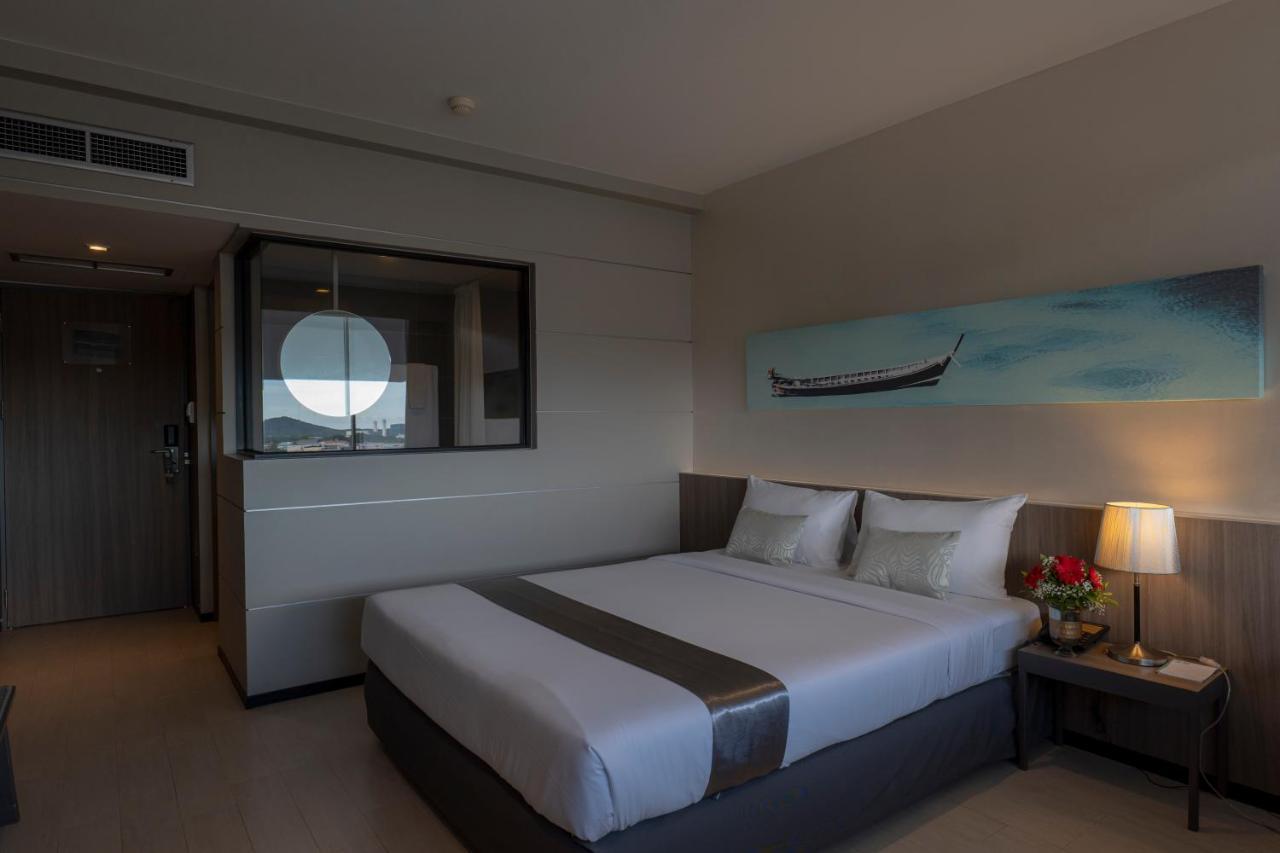 Pearl Hotel Phuket Exterior photo