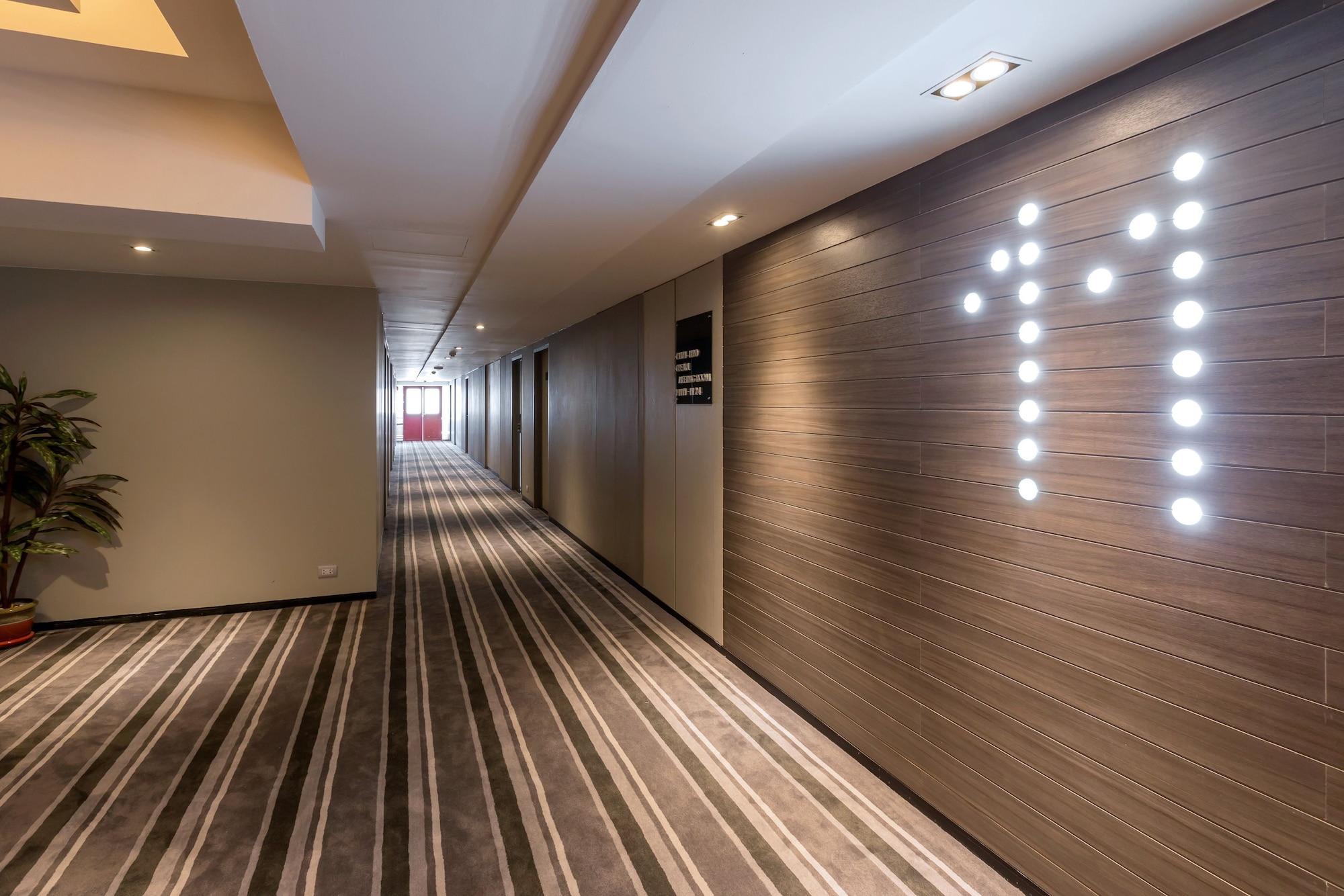 Pearl Hotel Phuket Exterior photo